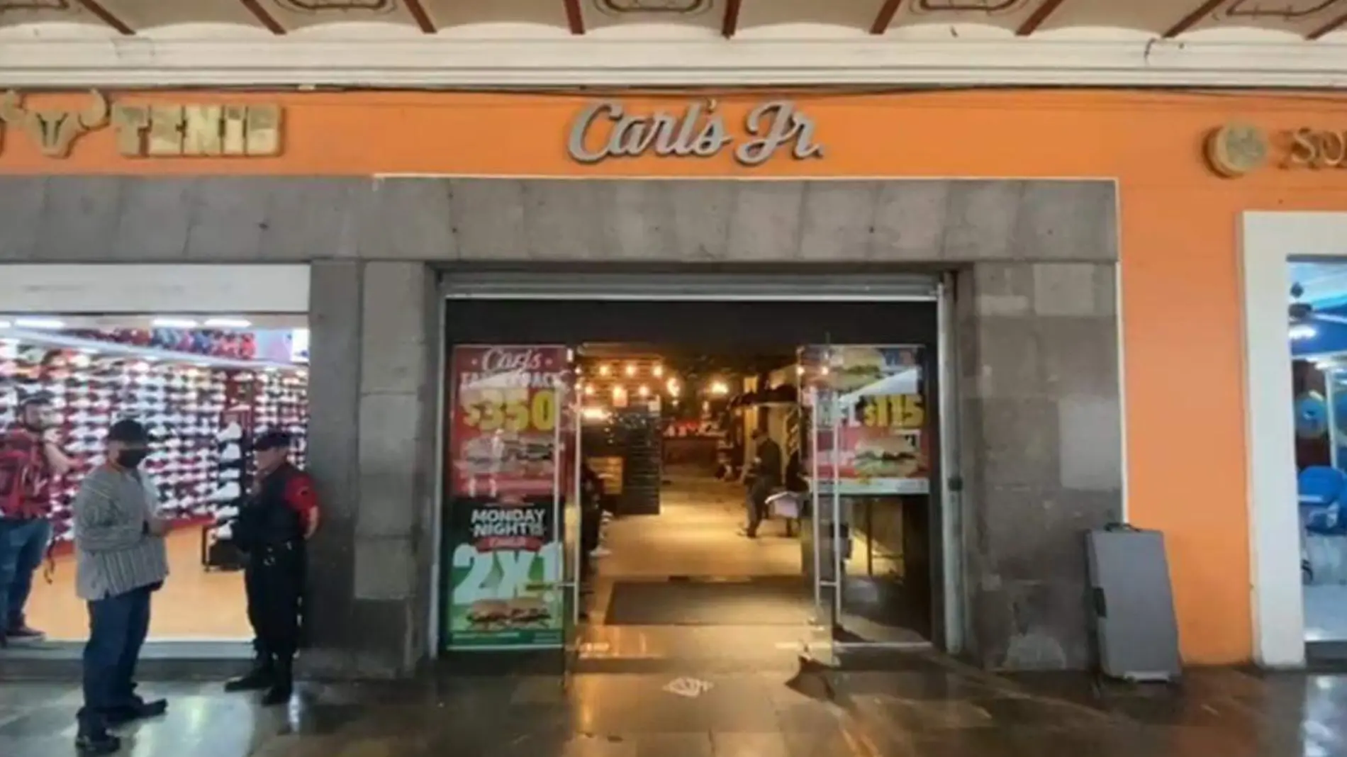 Carls Junior Centro de Puebla